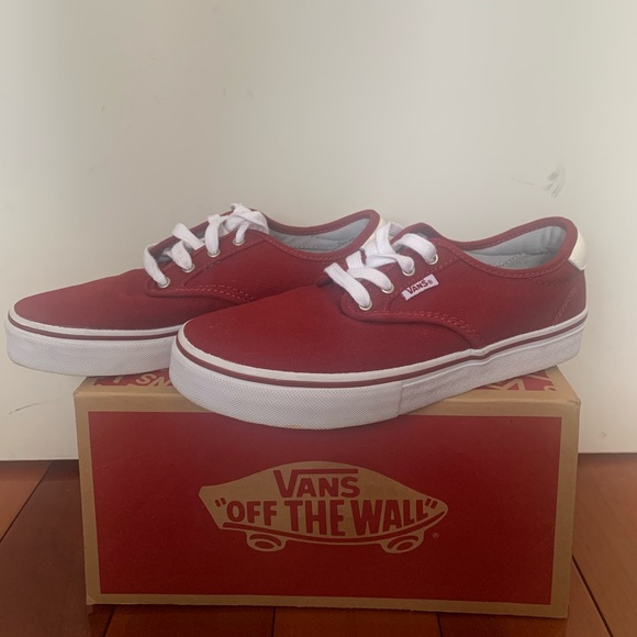 Low Red Vans Pro - Picture 2 of 3